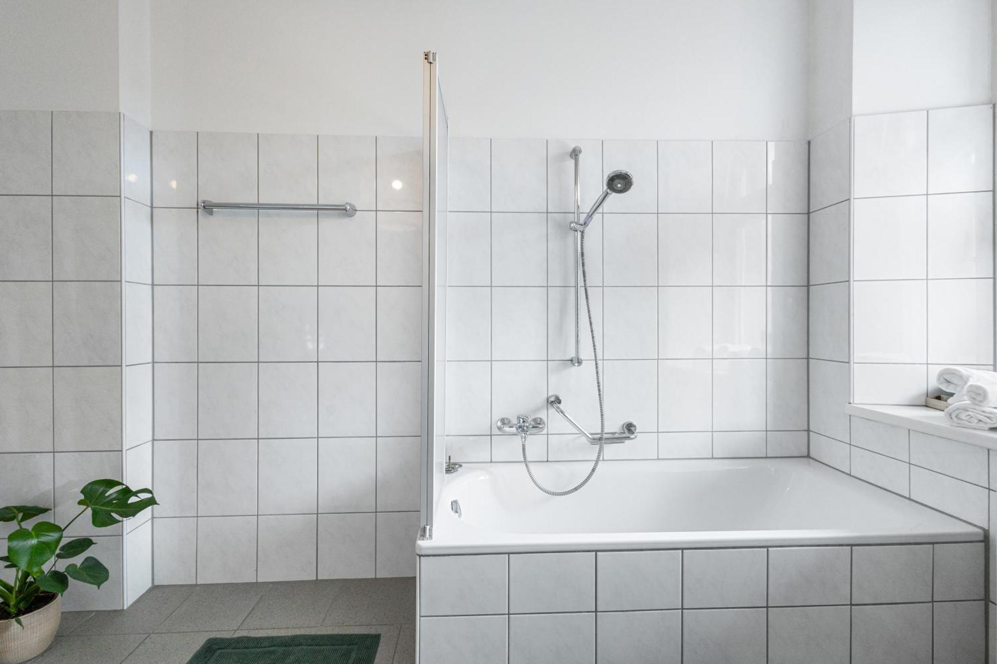 Stylische Altbauwohnung Bregenz Am See エクステリア 写真